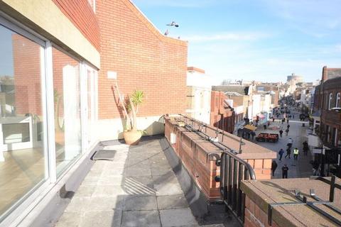 undefined, Queen Annes Court, Peascod Street, Windsor, SL4