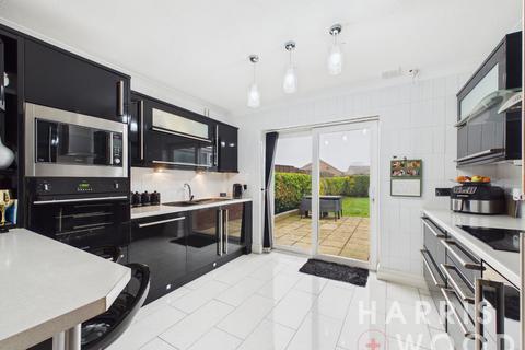 3 bedroom detached bungalow for sale, Saxstead Drive, Clacton-On-Sea, Essex, CO16