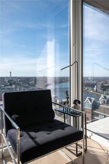 3 bedroom flat for sale, York Place, Battersea, SW11