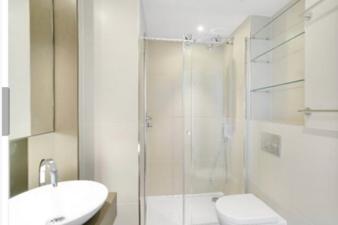 2 bedroom duplex for sale, Book House, London EC1V