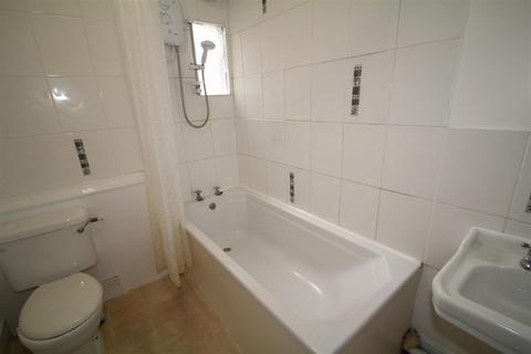 1 bedroom maisonette to rent, Stroud Gate, Harrow HA2 8JL