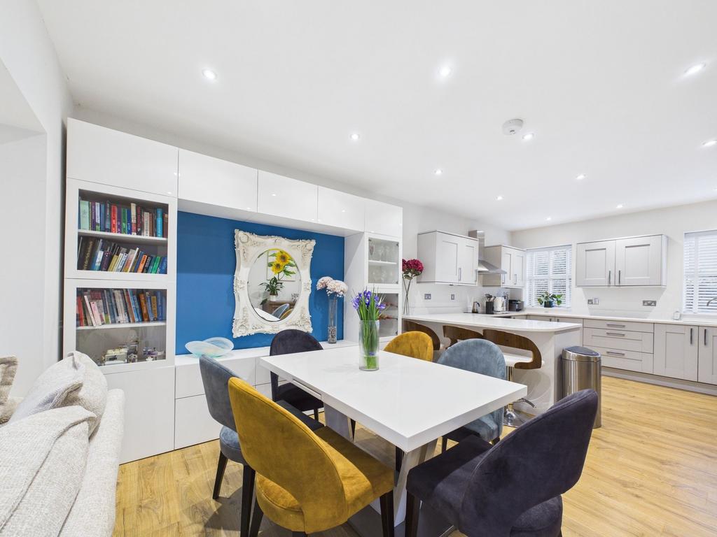 Dining &amp; Kitchen Area
