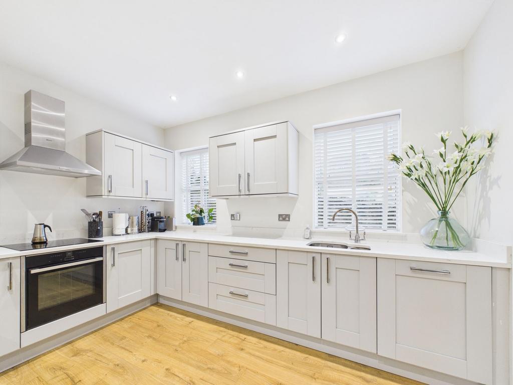 Dining &amp; Kitchen Area