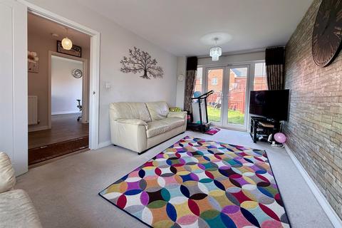 3 bedroom semi-detached house for sale, Larch Way, Red Lodge, Bury St. Edmunds