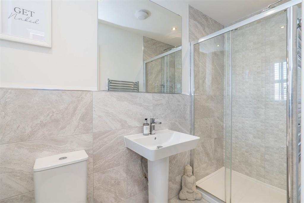 Master Bedroom Ensuite