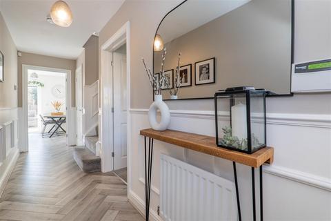 4 bedroom detached house for sale, Hedgerow Drive, Grimsargh, Preston