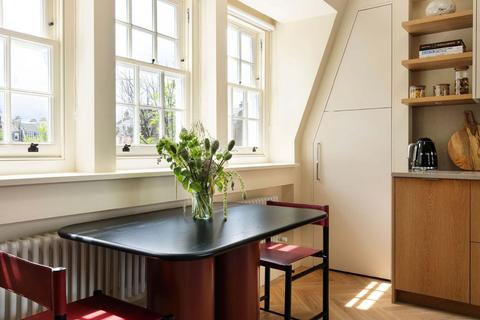 1 bedroom apartment to rent, Harley Street