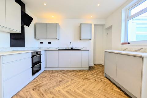 3 bedroom end of terrace house for sale, Merthyr Tydfil CF47