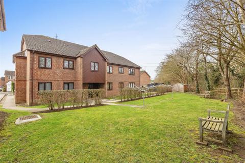 undefined, Dormer Close, Aylesbury HP21