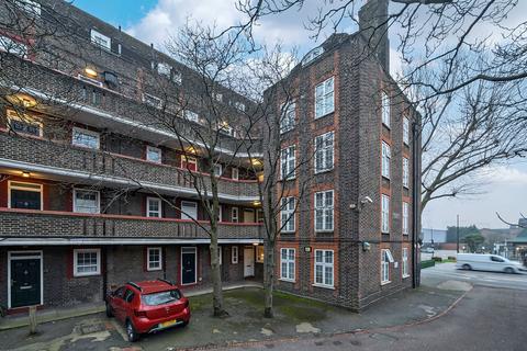 2 bedroom flat for sale, Flat 79 Hazelwood House, Evelyn Street, London, SE8 5RP