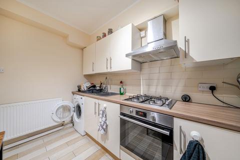 2 bedroom flat for sale, Flat 79 Hazelwood House, Evelyn Street, London, SE8 5RP