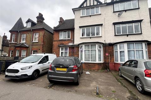 1 bedroom flat to rent, Chatsworth Road, Croydon, CR0