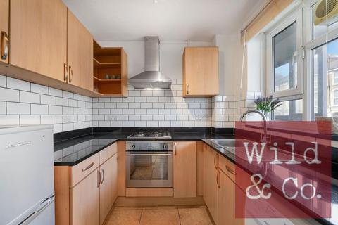 1 bedroom flat for sale, Glenarm Road, Hackney