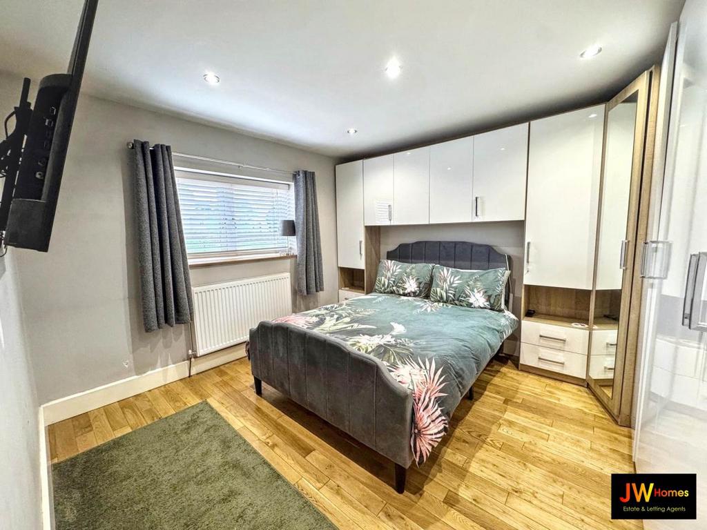 Bedroom 11