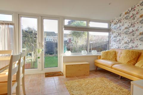 3 bedroom semi-detached house for sale, GREYSHOTT AVENUE, FAREHAM. GUIDE PRICE £320,000-£330,000.