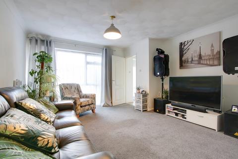 3 bedroom semi-detached house for sale, GREYSHOTT AVENUE, FAREHAM. GUIDE PRICE £320,000-£330,000.