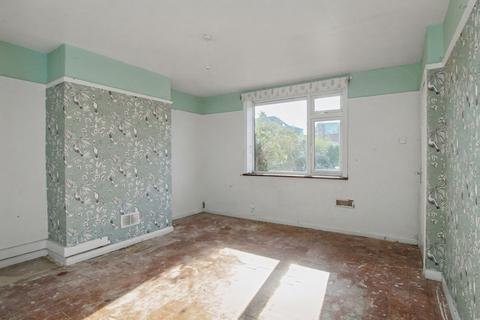 3 bedroom semi-detached house for sale, 338 Badger Avenue, Crewe, Cheshire CW1 3LW