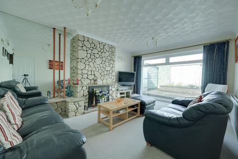 2 bedroom detached house for sale, Inholmes Park Road, Burgess Hill, RH15