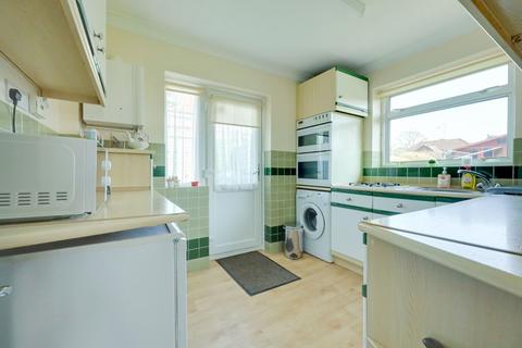 2 bedroom detached house for sale, Inholmes Park Road, Burgess Hill, RH15