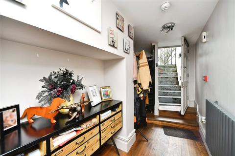 2 bedroom flat for sale, Old Steine, East Sussex BN1