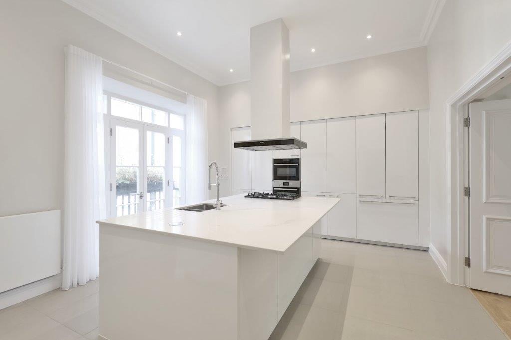 45 BRYANSTON SQUARE 17 OF23.jpg