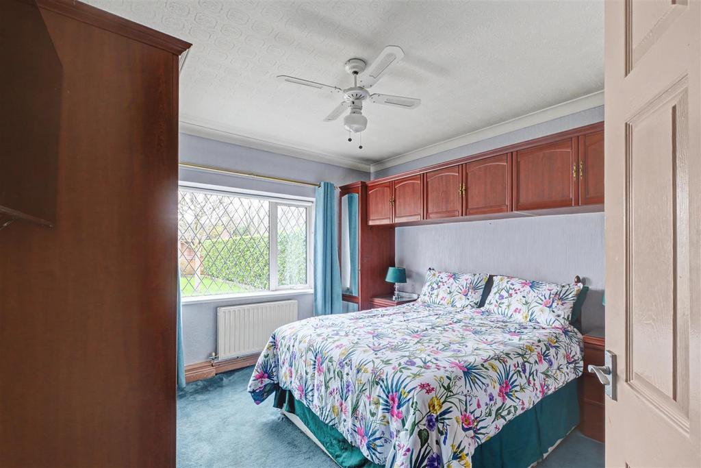 Bedroom 2 1.jpeg