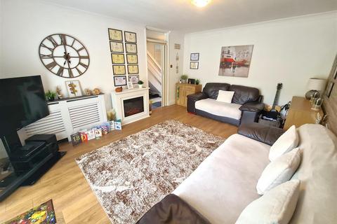 3 bedroom terraced house for sale, Lapland Walk, Corby NN18