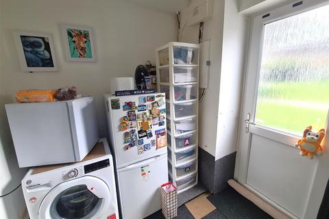 3 bedroom terraced house for sale, Lapland Walk, Corby NN18