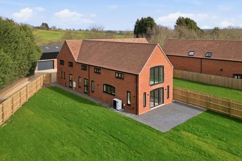 undefined, Wawensmere Road, Henley-In-Arden B95