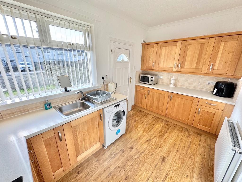 Lynn Drive kitchen picture
