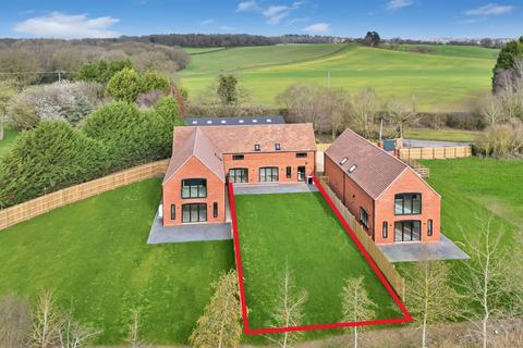 undefined, Wawensmere Road, Henley-In-Arden B95