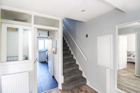3 bedroom terraced house for sale, Martyrs Avenue, Crawley, West Sussex. RH11 7RX