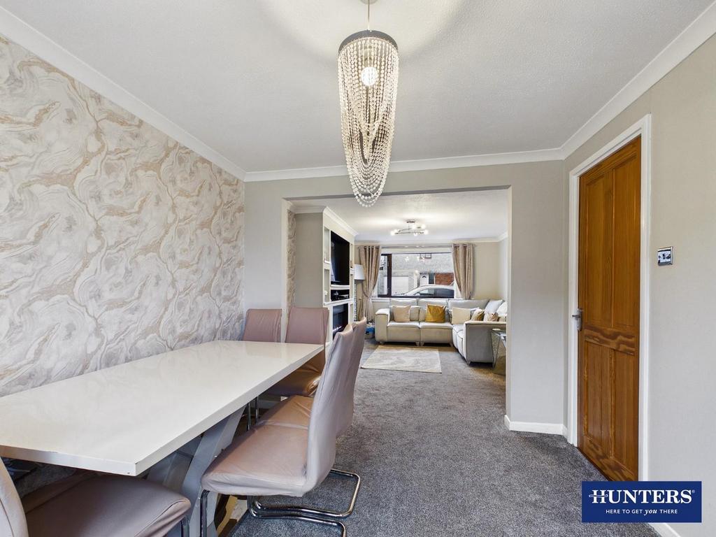 Lounge / Dining Room