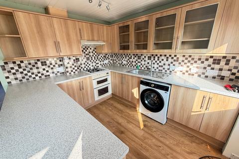 2 bedroom semi-detached house for sale, Village Way, Ashford TW15