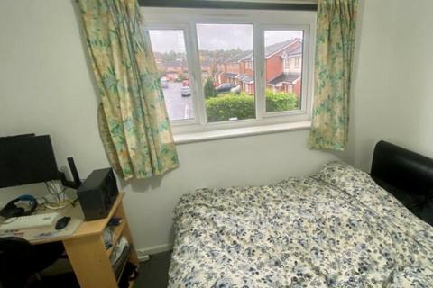 3 bedroom detached house to rent, Heron Drive, Nottingham NG7