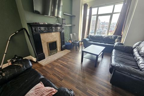 undefined, South Parade, Leeds LS6