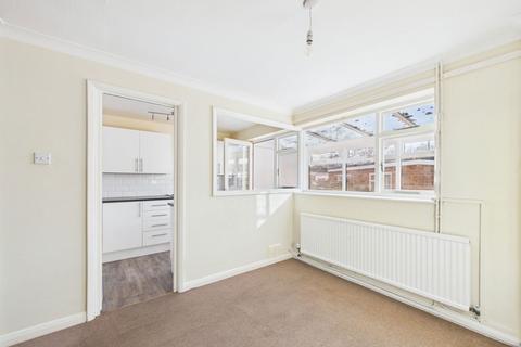 4 bedroom end of terrace house for sale, Broome Close, Horsham RH12
