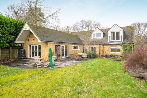 undefined, Haw Lane, High Wycombe HP14