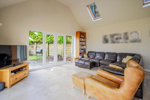 undefined, Haw Lane, High Wycombe HP14