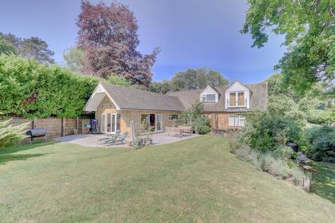 undefined, Haw Lane, High Wycombe HP14