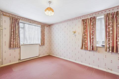 4 bedroom bungalow for sale, Feltham Hill Road, Ashford, Surrey, TW15