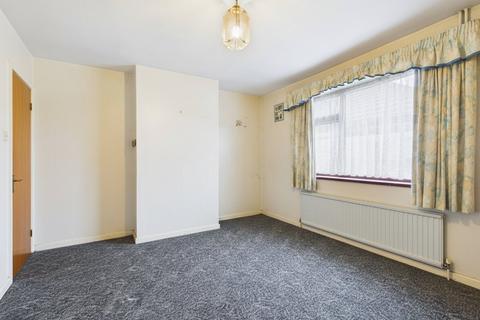 4 bedroom bungalow for sale, Feltham Hill Road, Ashford, Surrey, TW15