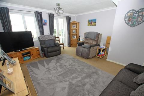 3 bedroom terraced house for sale, Blackfield Road, Bournemouth