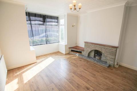 3 bedroom end of terrace house for sale, Central Location*3 Bedrooms*Large Loft Room/Occasional Bedroom*21ft Garage/Workshop*
