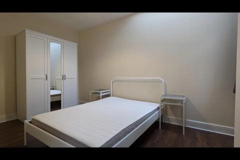 undefined, Middleton Hall Road, Birmingham, B30