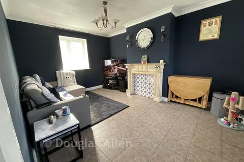 2 bedroom terraced house for sale, Felton Road, Barking, Essex