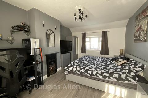 2 bedroom terraced house for sale, Felton Road, Barking, Essex