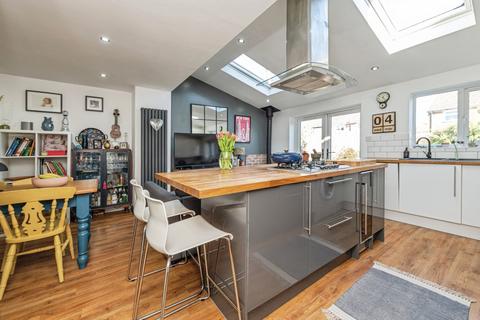 3 bedroom semi-detached house for sale, Queens Drive, Wakefield WF3
