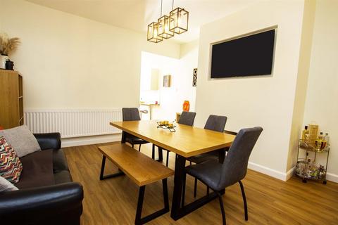 2 bedroom terraced house to rent, Brighton Terrace, Darwen, BB31NY
