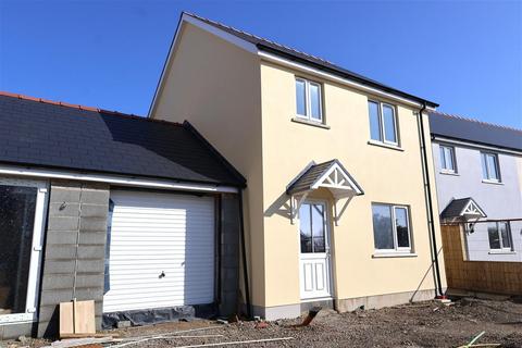 3 bedroom detached house for sale, Heol Newydd, Letterston, Haverfordwest